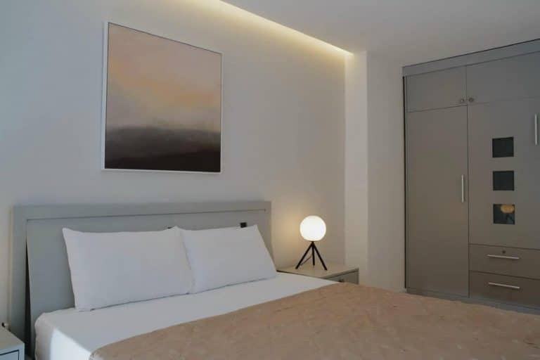 Thuê căn hộ 1 phòng ngủ Lexington với nội thất cao cấp, giá phải chăng.