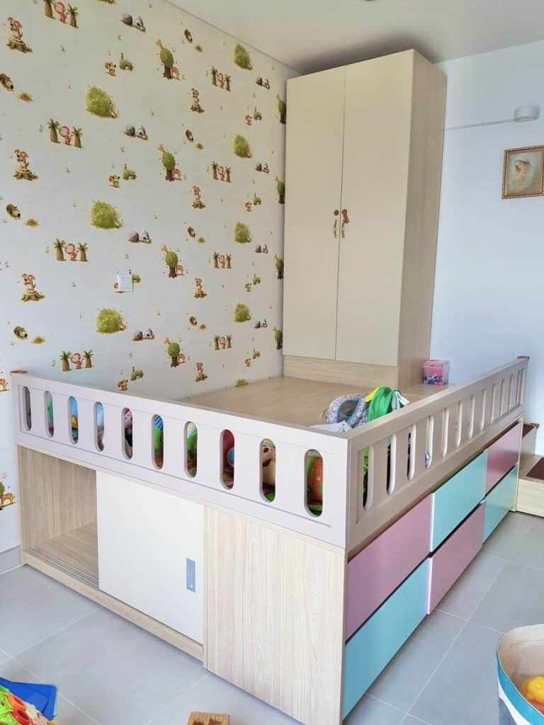 Cho thuê căn hộ 2PN Pearl Plaza đặc biệt có logia, view Vinhomes, giá tốt