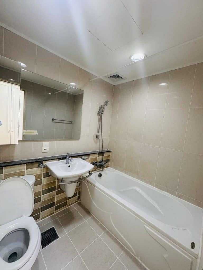 Thuê căn hộ Imperia quận 2, nội thất cơ bản, tầng cao, View Lexington