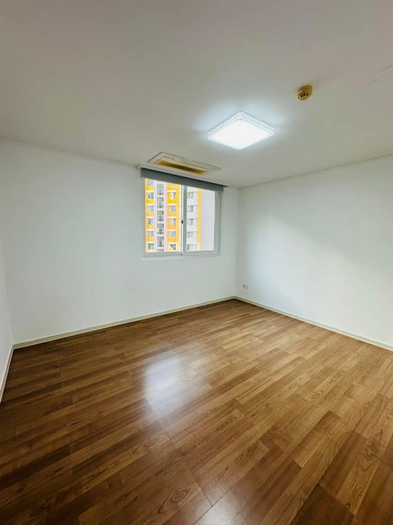 Thuê căn hộ Imperia quận 2, nội thất cơ bản, tầng cao, View Lexington
