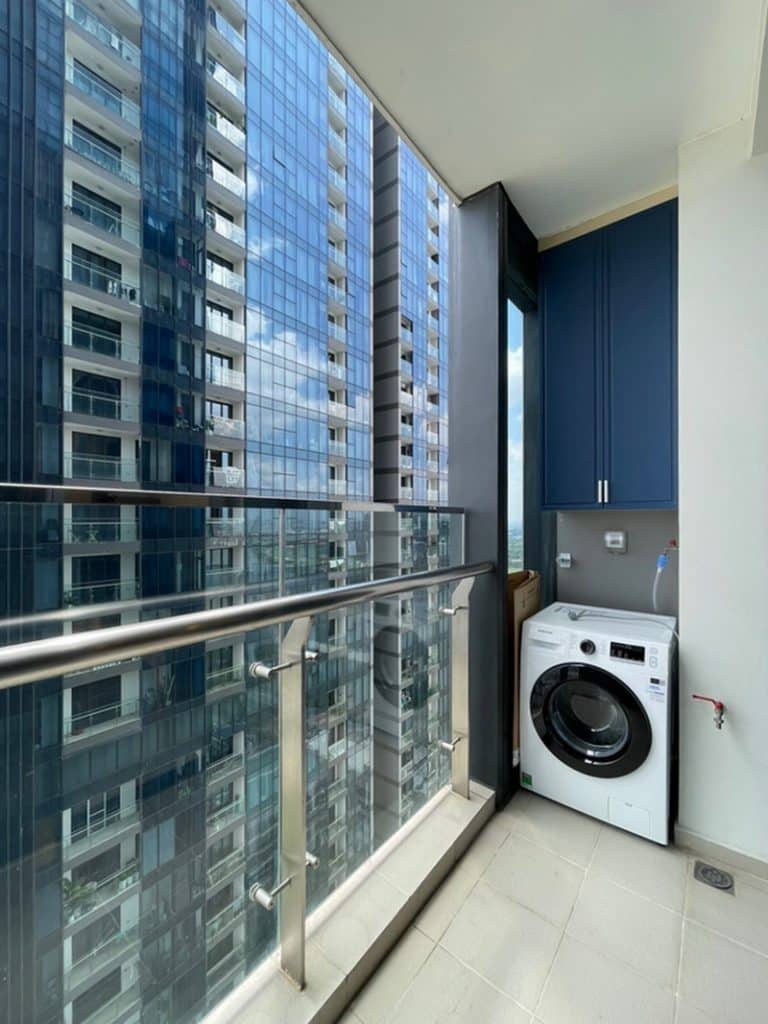 Cho thuê Officetel Vinhomes Golden River, gần Metro, nội thất cao cấp