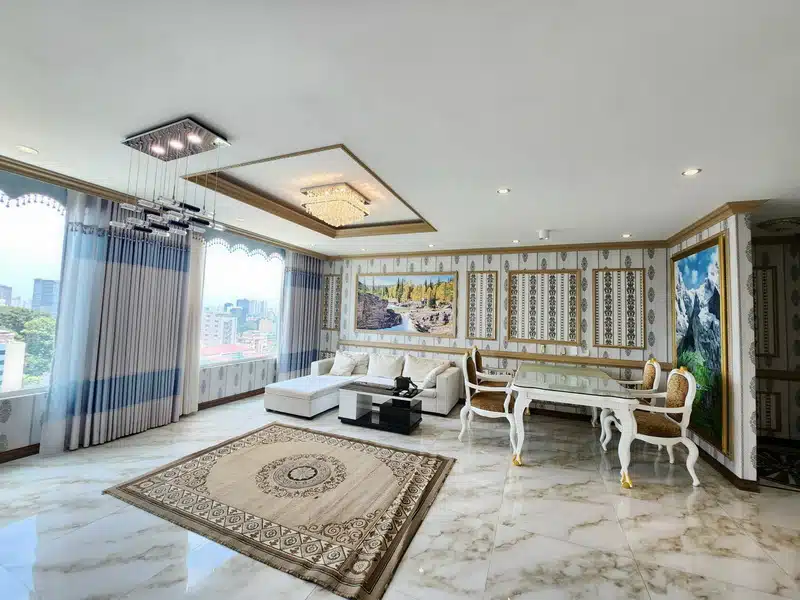 Cho thuê căn hộ 1 phòng ngủ Leman Luxury, nội thất sang trọng, tầng trung, View thoáng