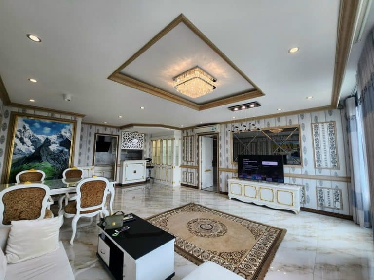 Cho thuê căn hộ 1 phòng ngủ Leman Luxury, nội thất sang trọng, tầng trung, View thoáng