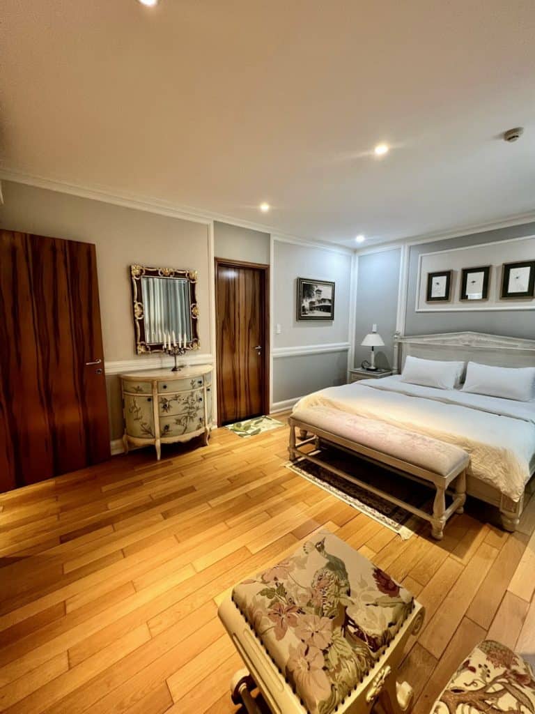 Cho thuê căn hộ Leman Luxury 2 phòng ngủ, nội thất cao cấp, Tầng cao