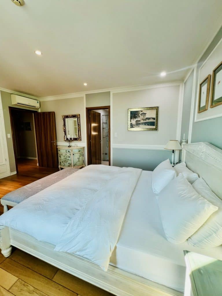 Cho thuê căn hộ Leman Luxury 2 phòng ngủ, nội thất cao cấp, Tầng cao