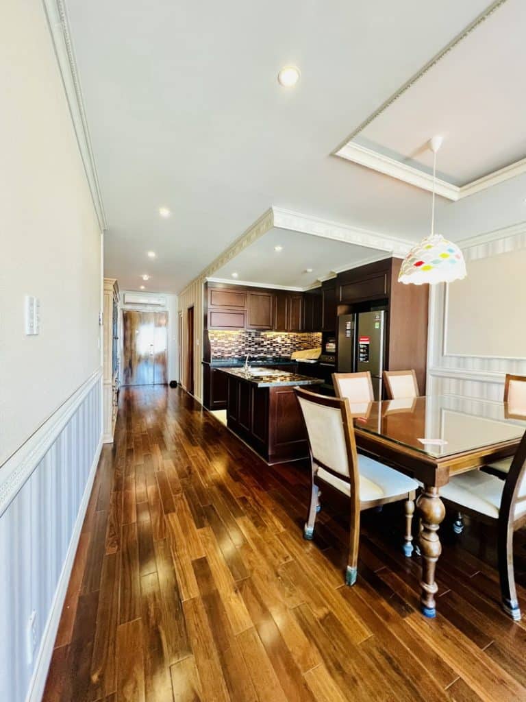 Cho thuê căn hộ Leman Luxury 3 phòng ngủ, tầng cao, view đẹp