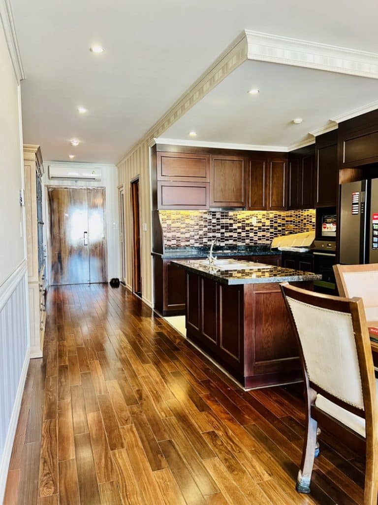 Cho thuê căn hộ Leman Luxury 3 phòng ngủ, tầng cao, view đẹp
