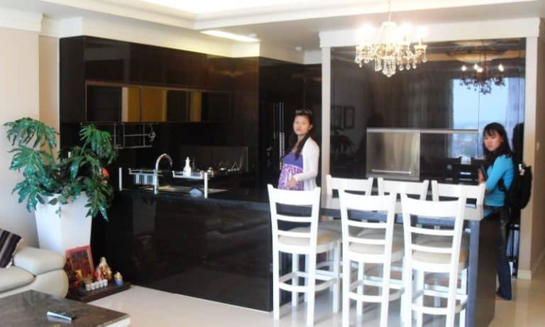 Căn Cantavil Hoàn Cầu cho thuê view thoáng 3 phòng ngủ lầu cao nội thất xịn