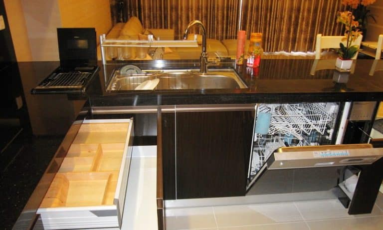 Cho thuê căn hộ Cantavil Hoàn Cầu view L81 3 phòng ngủ tầng cao nội thất đẹp