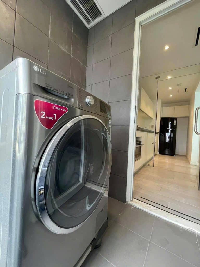 Thuê nhanh căn hộ 2 phòng ngủ Léman Luxury tầng 8 – Nội thất hiện đại, view thoáng