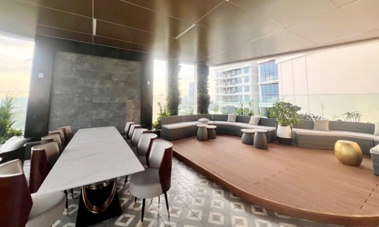 Căn hộ Thủ Thiêm Zeit cho thuê 3 phòng ngủ lầu cao đủ nội thất view sông