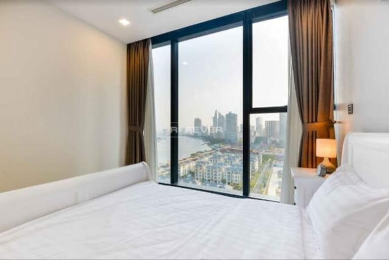 Thuê căn hộ 3 phòng ngủ Vinhomes Golden River – View sông, Nội Thất Hiện Đại