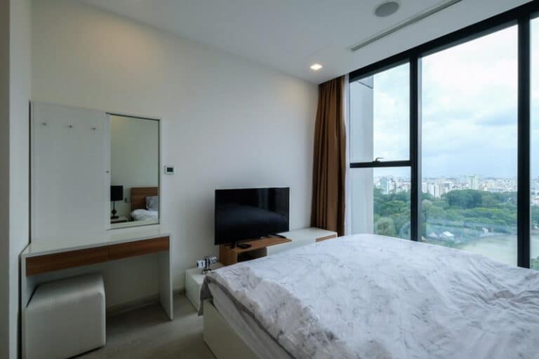 Vinhomes Golden River cho thuê căn hộ 2PN – Tầng cao, Giá Hấp Dẫn!