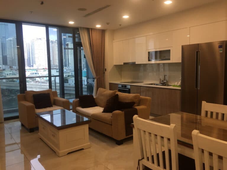 Căn hộ 3 phòng ngủ Vinhomes Golden River Cho Thuê – View Landmark 81, Gần Công Viên