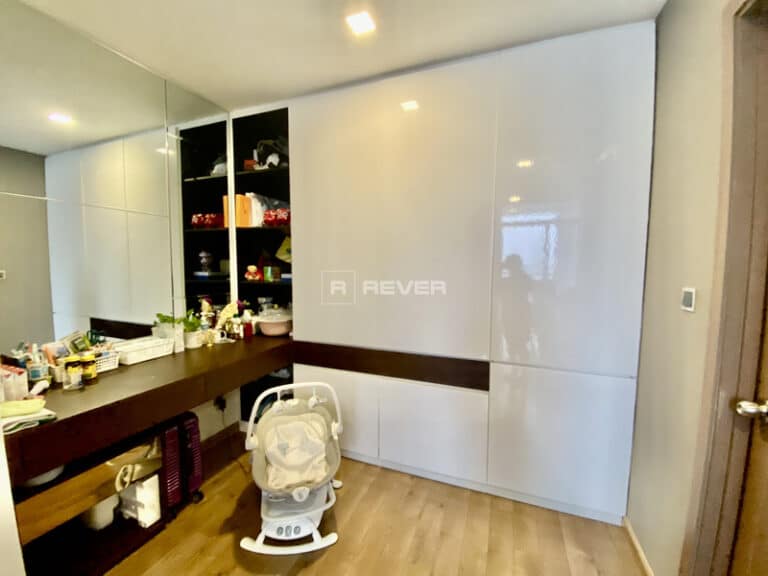 Cho Thuê Căn Hộ 4 Phòng Ngủ Vinhomes Central Park – Tầng Cao, View Sông Tuyệt Đẹp