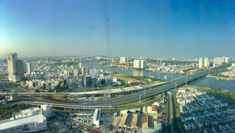 Thuê căn hộ 3 phòng ngủ Landmark 81 Vinhomes, Tầng trung, View Thoáng