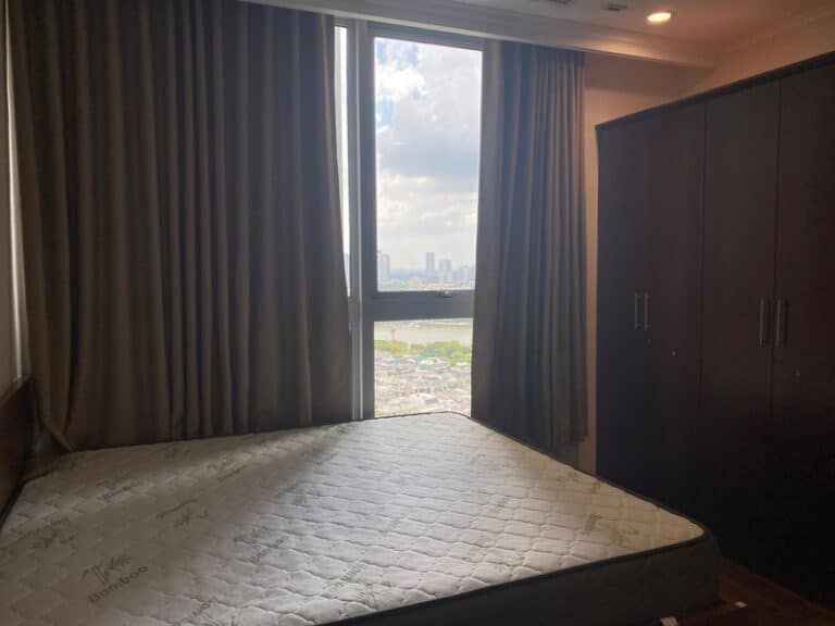 Cho Thuê Căn Hộ 3 Phòng Ngủ Vinhomes Central Park – View Sông Tuyệt Đẹp, Giá Tốt Nhất