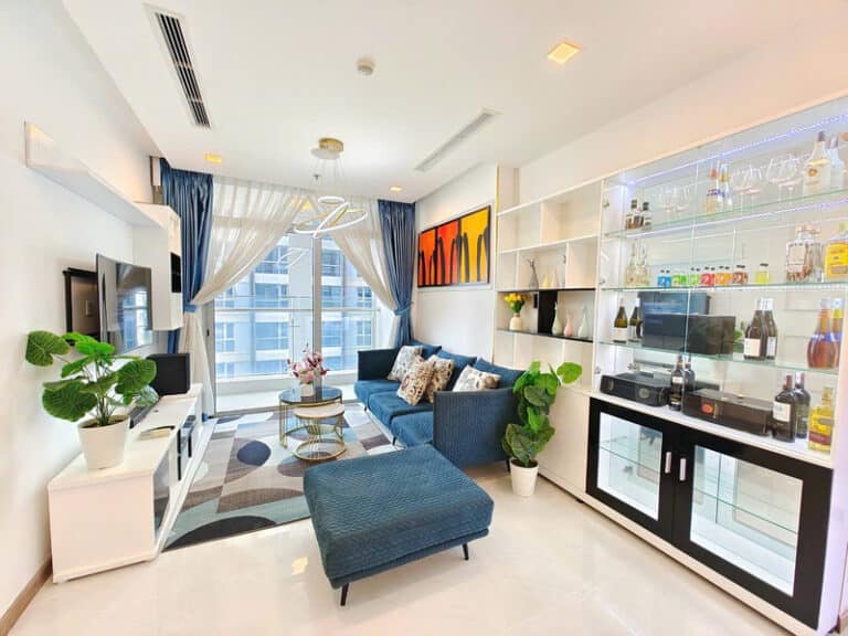 Căn hộ Vinhomes Central Park cho thuê hướng Đông, tầng 15, view đẹp