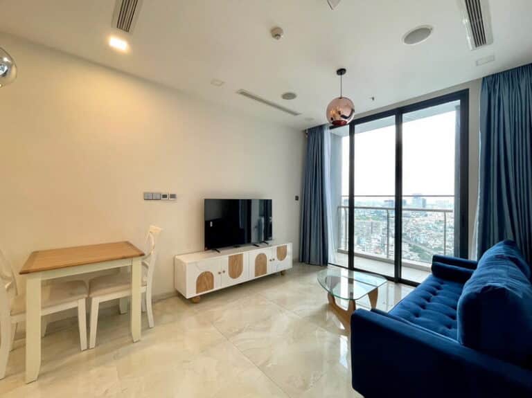 Căn hộ 1 phòng ngủ Vinhomes Golden River cho thuê nội thất cơ bản, tầng cao