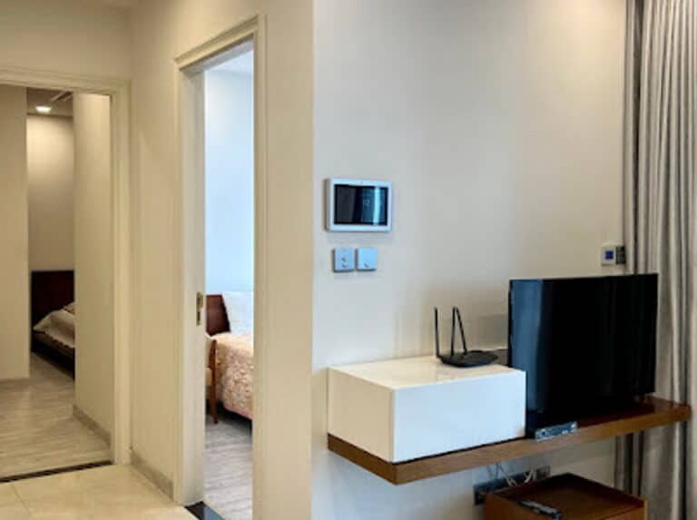 Cho thuê Officetel 2PN Vinhomes Golden River cho thuê, tiện ích 5 sao, giá tốt
