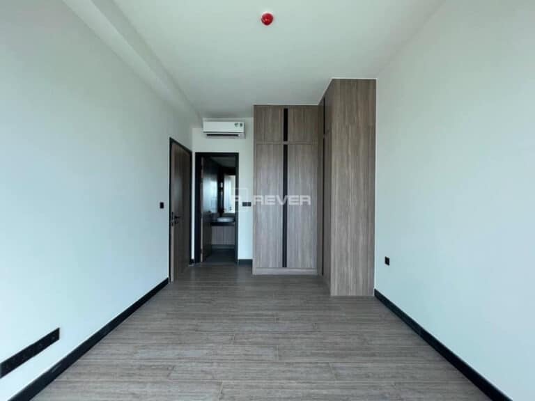 Cho thuê căn hộ 2PN De La Sol – nội thất cơ bản, view nội khu hồ bơi rất đẹp