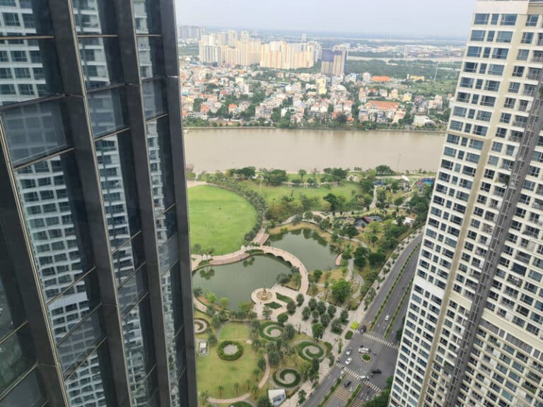 Cho thuê căn hộ 3pn Officetel Landmark 81 Vinhomes – Nội thất cơ bản, tầng cao