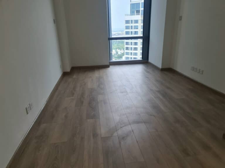 Cho thuê căn hộ 3pn Officetel Landmark 81 Vinhomes – Nội thất cơ bản, tầng cao
