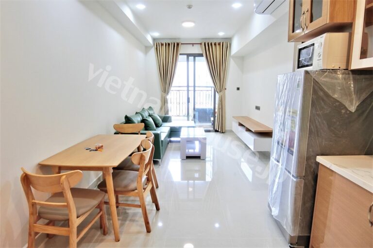 Cho thuê căn hộ 2 phòng ngủ Saigon Royal giá tốt nhất thị trường