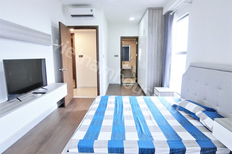 Cho thuê căn hộ 2 phòng ngủ Saigon Royal – Nội thất sang trọng, dọn vào ở ngay