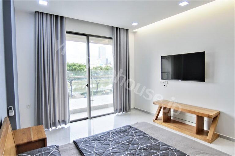 Cho thuê căn hộ studio Millennium Bến Vân Đồn – nội thất đẹp