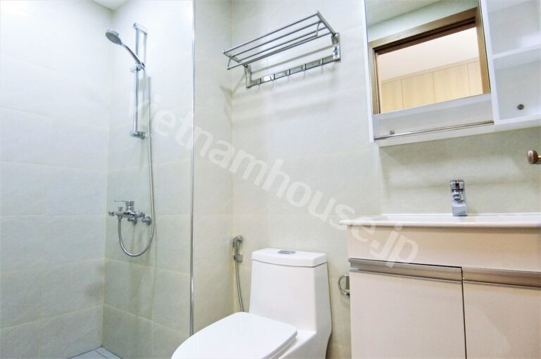 Cho thuê căn hộ studio Millennium Bến Vân Đồn – nội thất đẹp