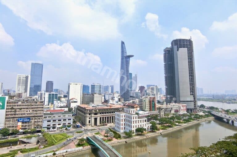 Cho thuê căn hộ Saigon Royal 2PN giá chỉ 24 triệu – View Bitexco đẹp nhất