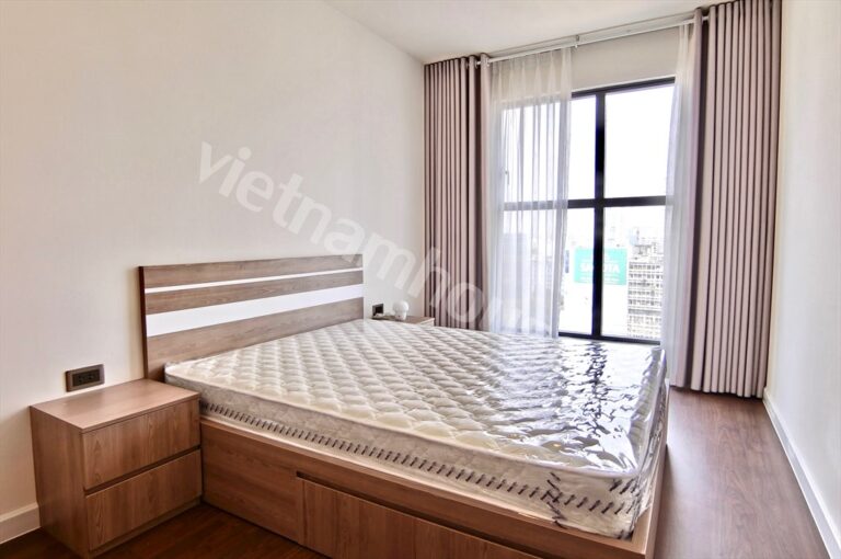 Cho thuê căn hộ Saigon Royal 2PN giá chỉ 24 triệu – View Bitexco đẹp nhất