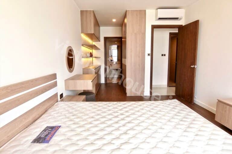 Cho thuê căn hộ Saigon Royal 2PN giá chỉ 24 triệu – View Bitexco đẹp nhất