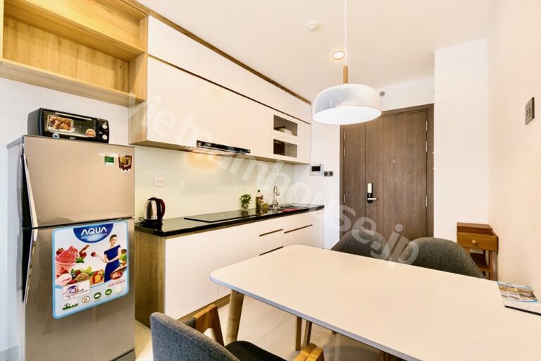 Saigon Royal cho thuê căn hộ 2PN – Tầng thấp, tiện di chuyển, nội thất đẹp