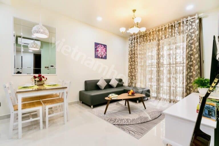 Cho thuê căn hộ Saigon Royal 2PN – Tiện ích đẳng cấp, an ninh 24/7