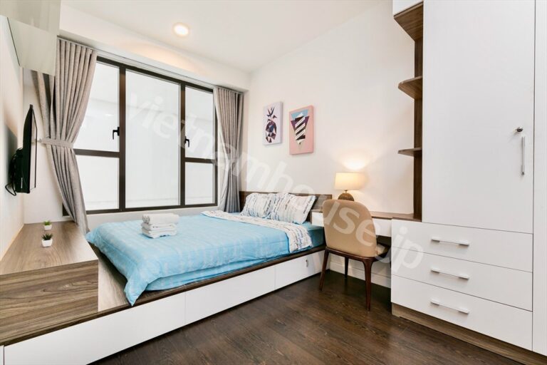 Cho Thuê Căn Hộ 3 Phòng Ngủ The Tresor – Tầng Trung, View Bitexco