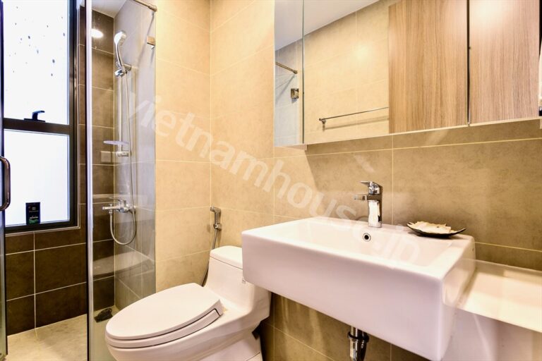 Thuê Căn 3 Phòng Ngủ Icon 56 View Thành Phố, Tầng Cao, Giá Rẻ