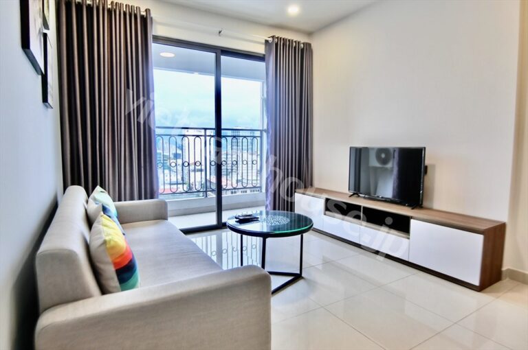 Sống sang trọng tại Saigon Royal – Cho thuê căn hộ 2PN view sông tuyệt đẹp