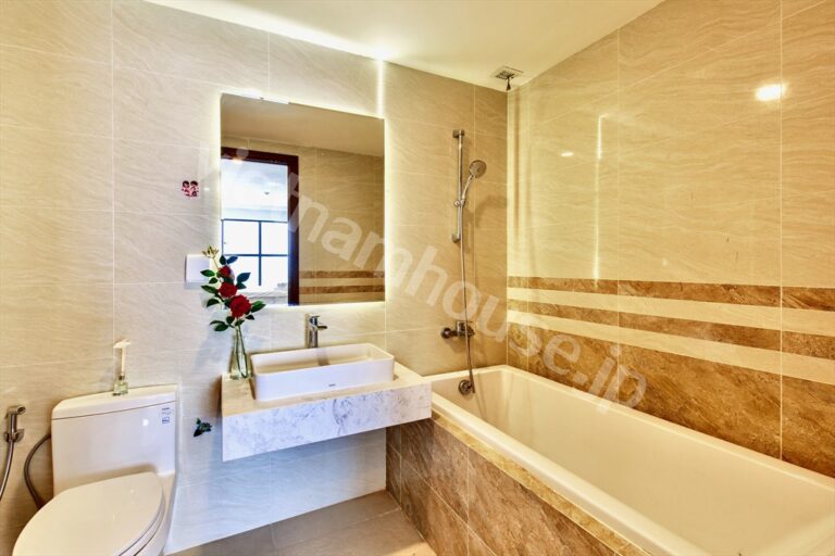 Căn hộ 2PN Saigon Royal cho thuê – Nội thất chuẩn 5 sao, view sông tuyệt đẹp