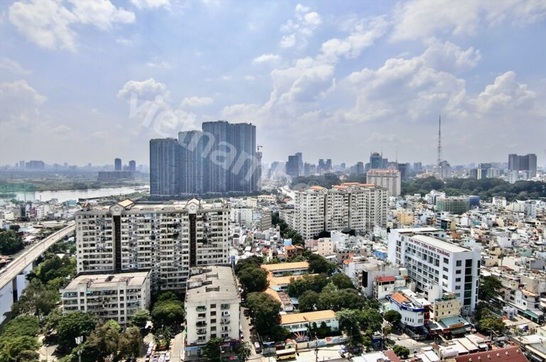 Căn hộ 3PN City Garden tầng trung – nội thất cơ bản, view Sông!