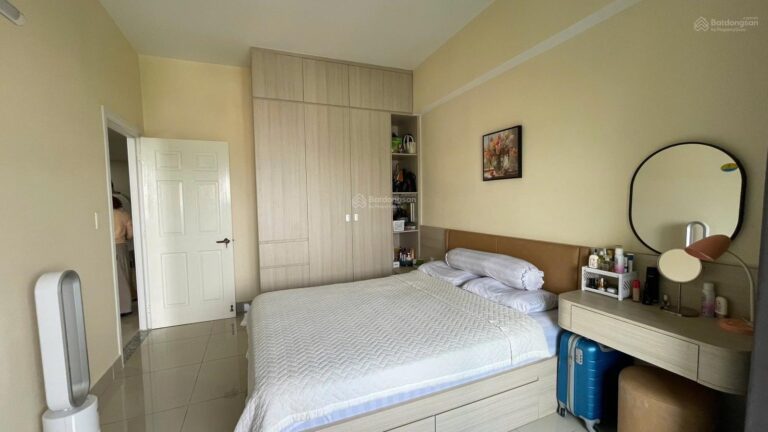 Cho thuê chung cư 1050 2 phòng ngủ – Nội thất đầy đủ, Tầng cao