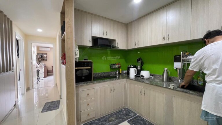 Cho thuê chung cư 1050 2 phòng ngủ – Nội thất đầy đủ, Tầng cao