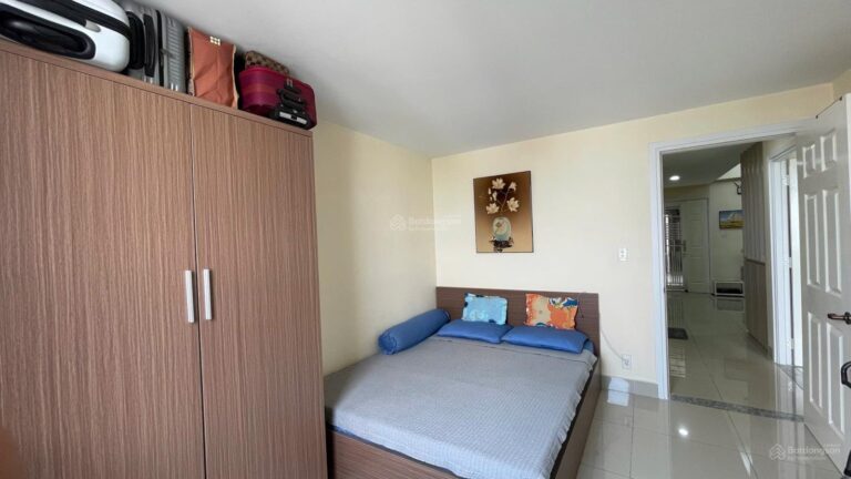 Cho thuê chung cư 1050 2 phòng ngủ – Nội thất đầy đủ, Tầng cao