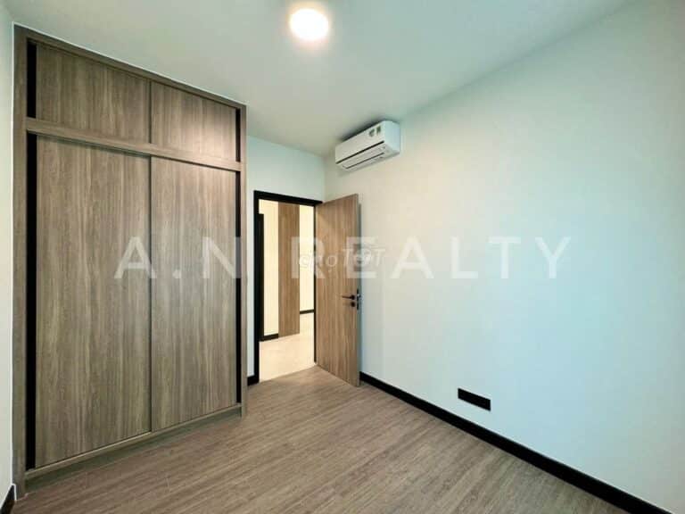 Cho Thuê Căn Hộ 2PN De La Sol – Nội Thất Cơ Bản, Giá Tốt Nhất!