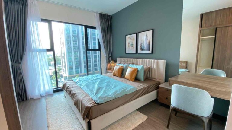 Thuê căn hộ De La Sol 2 phòng ngủ – Nội thất đẹp, Tầng trung