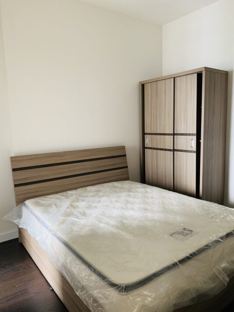 Căn hộ 2 phòng ngủ Golden Mansion – Giá thuê ưu đãi, View Hồ Bơi