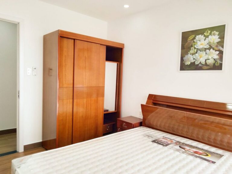 Cho Thuê Căn Hộ 3 Phòng Ngủ Orchard Parkview – View Công Viên Xanh Mát