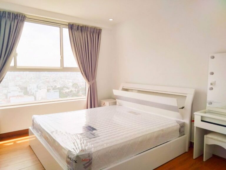 Cho Thuê Căn Hộ 3 Phòng Ngủ Orchard Parkview – View Công Viên Xanh Mát
