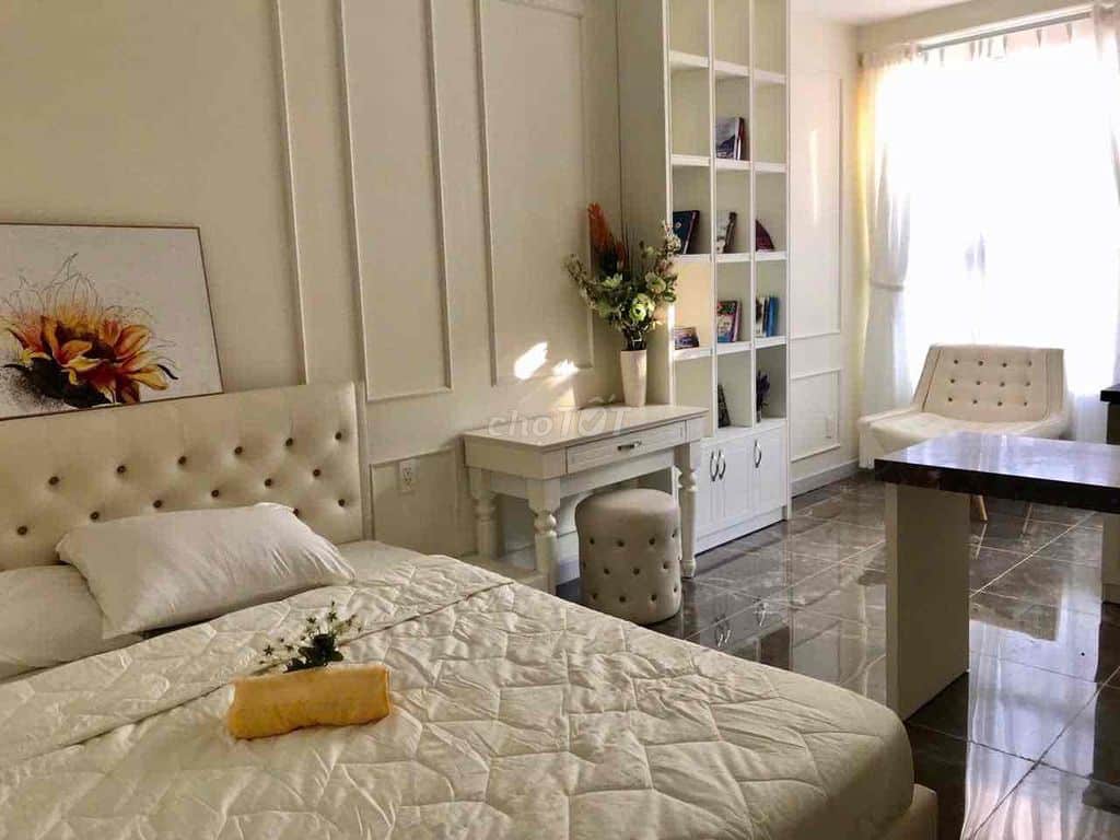 Cho thuê căn hộ studio Orchard Parkview – Nội thất đẹp, view thoáng mát